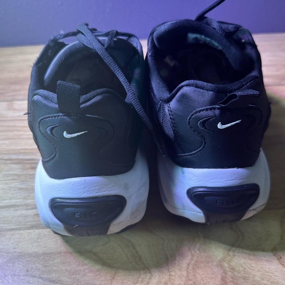 Nike Black Athletic Shoes - Picture 11 of 12